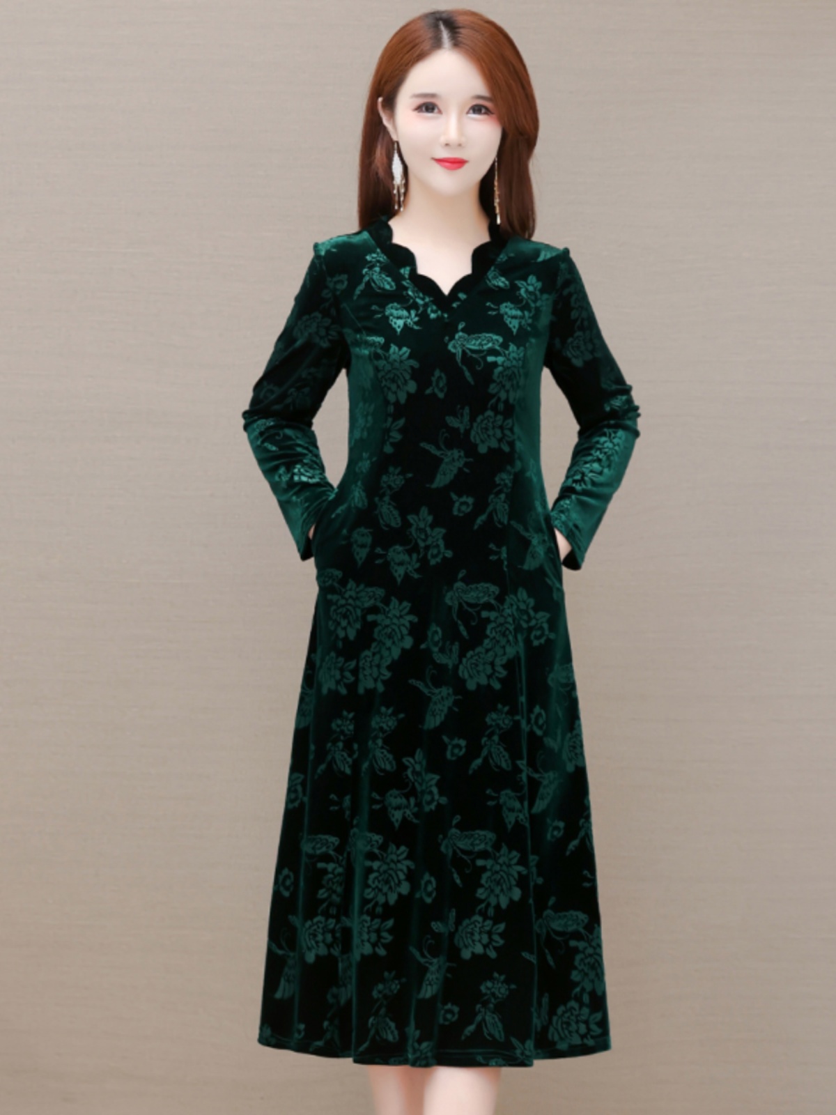 Zarif Kadife Elbise V Yaka Mid - Women Fashion Over The Years incelemesi ve fiyatı